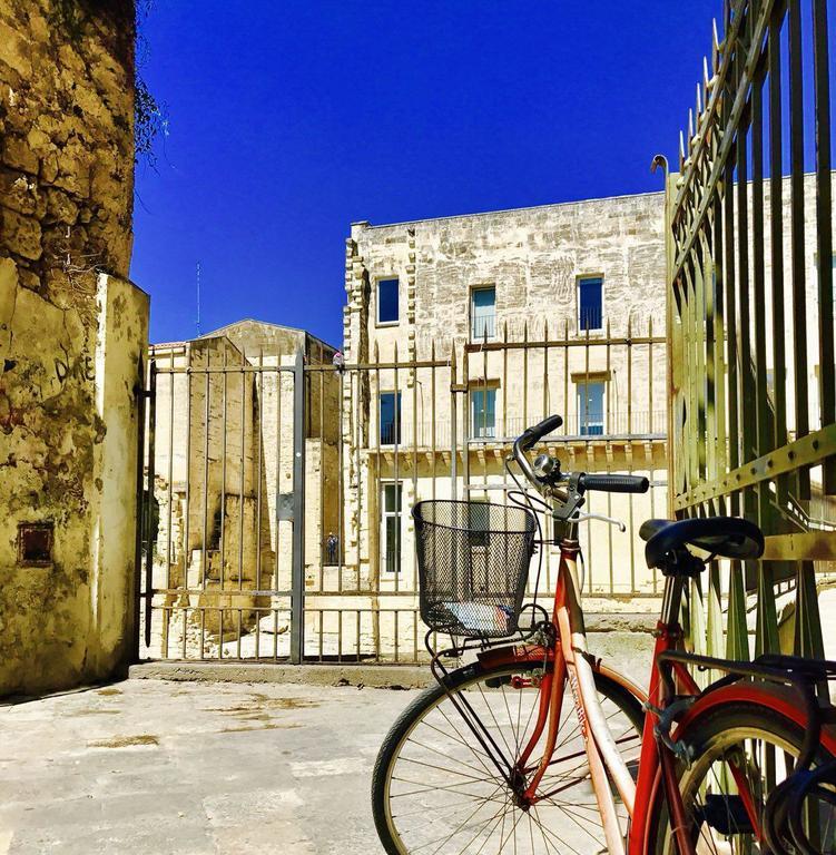 Suite Del Teatro Romano Λέτσε Εξωτερικό φωτογραφία